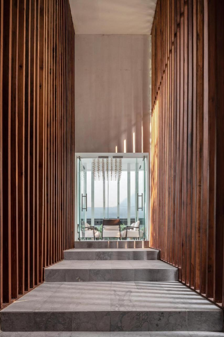 Bakara Hotel *